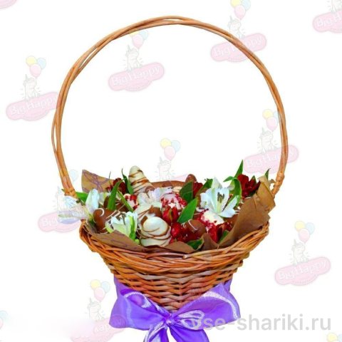 Корзина с альстромериями и шоколадной клубникой, 700 г