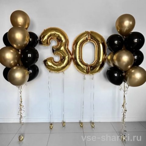 Композиция на 30-летний юбилей мужчины в чёрно-золотых тонах
