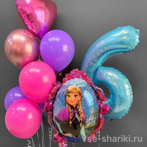 Композиция с Анной в зеркале, цифрой и розовым сердцем