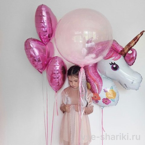 Набор с единорогом, прозрачным шаром с перьями и сердцами