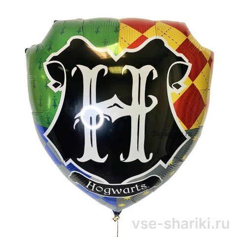 Фигура в виде герба Хогвартса с символами факультетов